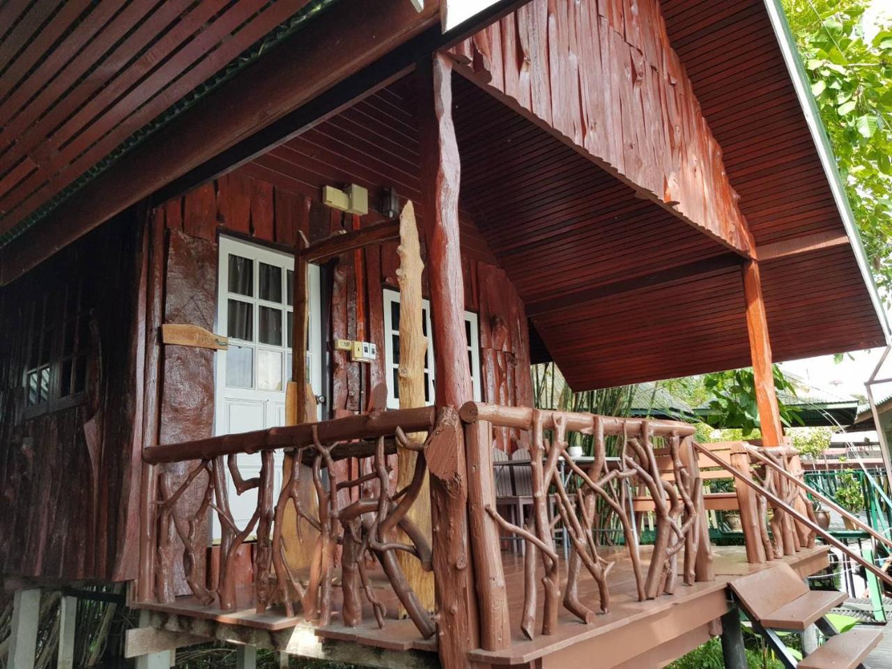 Sam'S House Kanchanaburi Exterior photo
